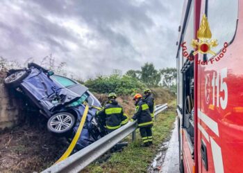 Ghilarza: incidente stradale sulla 131 Dcn, intervengono i vigili del fuoco