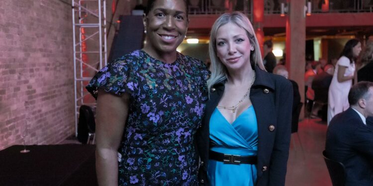 L’assessore regionale dell’Agricoltura ha incontrato il vice governatore dello Stato dell’Illinois, Juliana Stratton