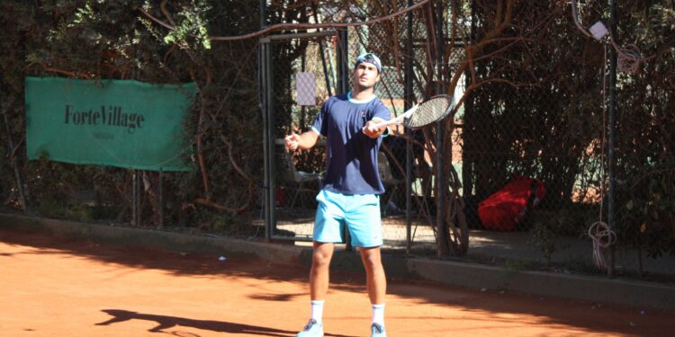 Gabriele Piraino contro Nikolas Sanchez Izquierdo è la finale maschile del torneo internazionale di tennis sui campi in terra battuta di Santa Margherita di Pula