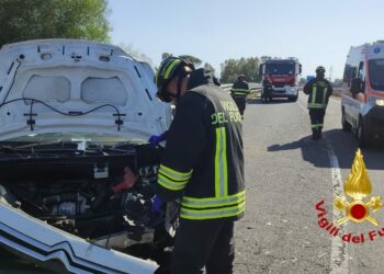 Incidente stradale in direzione di Zeddiani, tre persone ferite