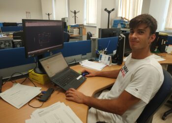 Cagliari: la storia di Michele Cittadini, ingegnere meccanico, il lavoro in Poste italiane e la passione per il surf