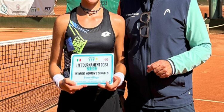 Giorgia Pedone s’è imposta nel torneo internazionale femminile sui campi in terra battuta di Santa Margherita di Pula