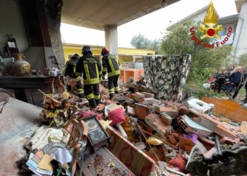 Siniscola: esplosione all’interno di una villetta di 3 piani, soccorse tre donne