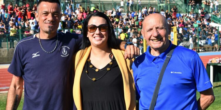 La nuova pista di atletica di Porto Torres è apprezzata da tecnici e sportivi