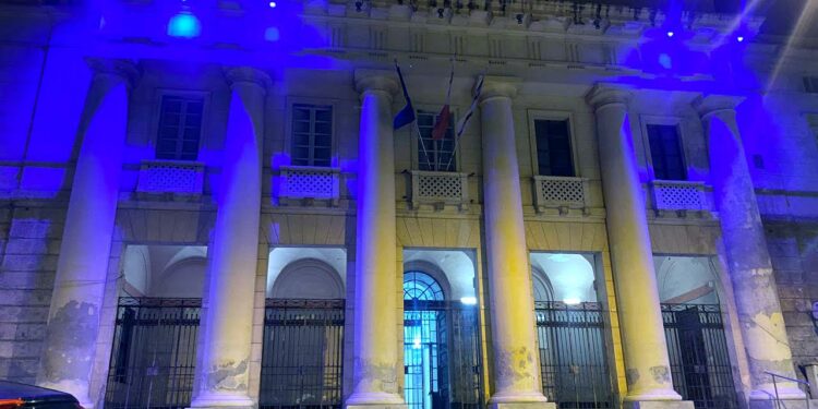 Diabete, il San Giovanni di Dio illuminato di blu. Sabato 18 novembre screening nella hall centrale dell’ospedale