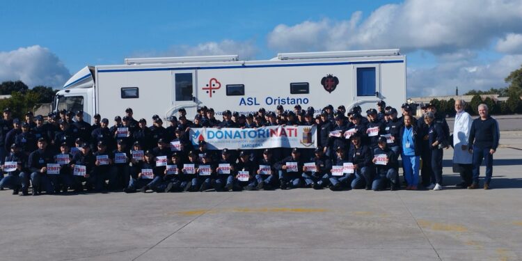 Una giornata di donazioni al Caip di Abbasanta. Il cuore della Polizia di Stato per l’emergenza “sangue” in Sardegna. Sono state raccolte 29 sacche di sangue