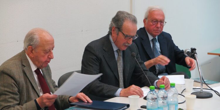 E’ stato presentato ieri pomeriggio a Sassari il libro di Francesco Fresi, uno dei principali testimoni ancora viventi della nascita, sviluppo ed evoluzione dell’Unione Europea