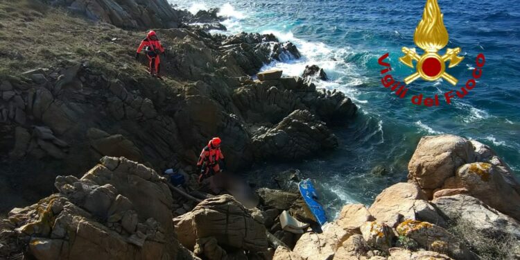 La Maddalena: lancia il my day dalla propria barca a vela, all’arrivo dei soccorritori è già deceduto
