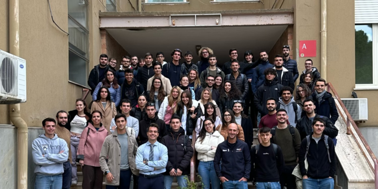 UniCa Sailing Team alla competizione internazionale “Foiling SuMoth Challenge”: un prototipo del DICAAR in gara a giugno sul lago di Garda