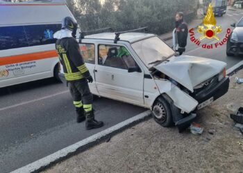 Ilbono: incidente stradale in via Elini, una persona in codice rosso