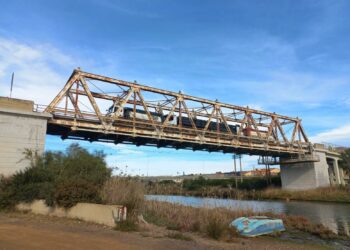 Cagliari: eseguite le prove di carico sul vecchio ponte in ferro de ‘La Scafa’
