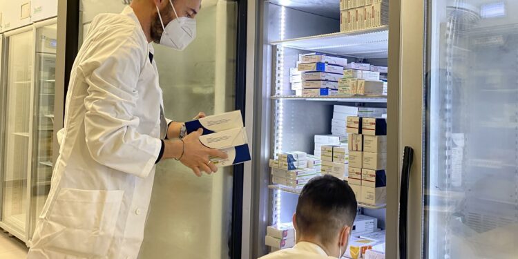 Farmacia del Policlinico Duilio Casula chiusa al pubblico il 7 dicembre per festa patronale, l’8 per l’Immacolata e dal 12 e 15 per inventario