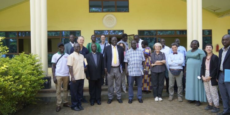 E’ stato inaugurato, oggi, ad Adjumani, in Uganda, il primo laboratorio nella Regione per le analisi chimiche fisiche e biologiche dell’acqua per usi domestici