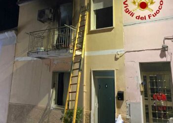Sorso: a fuoco un appartamento, morto un 75enne
