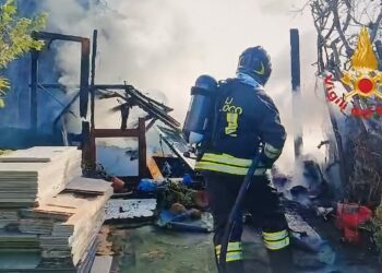 Incendio in un’abitazione nei pressi delle campagne della località di San Gemiliano (Sestu), sul posto i vigili del fuoco