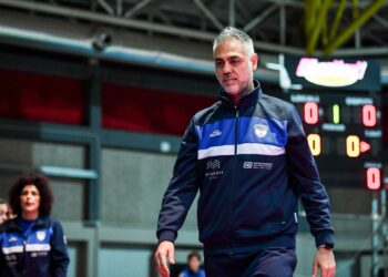 Hermaea a caccia di una reazio