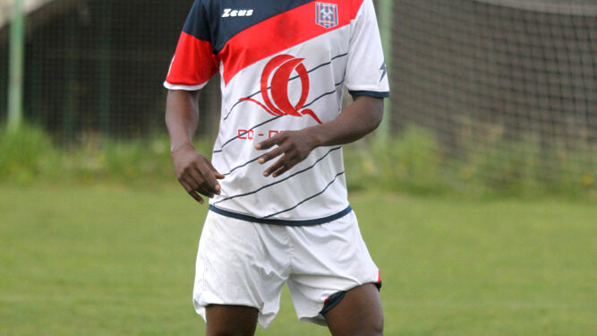 Il Villasimius cerca di fermare la marcia della capolista Ilvamaddalena, Diego Mingioni fa il suo esordio sulla panchina del Carbonia a San Teodoro