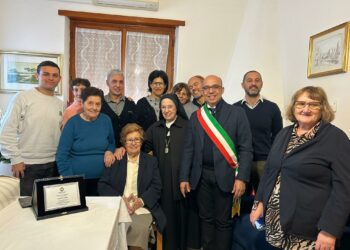 Oristano in festa per i cent’anni di zia Eudige Sanna