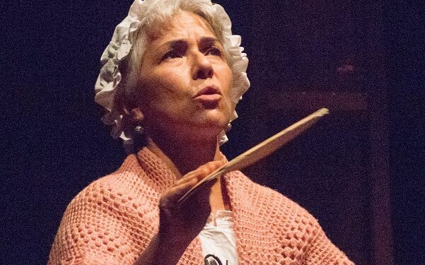 Domenica a Oristano Rossella Faa ed Elio Turno Arthemalle in scena al Teatro Garau  con “Predi Antiogu e sa Perpetua”, commedia buffa in lingua sarda