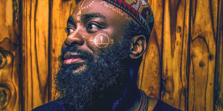 Sbarca in Sardegna il pianista e compositore sudafricano Nduduzo Makhathini,