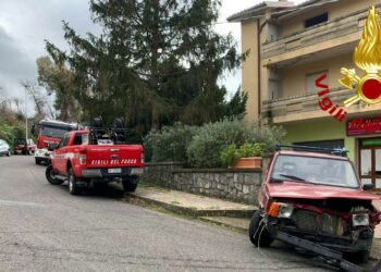 Cuglieri: incidente stradale in via Vittorio Emanuele, coinvolte due auto
