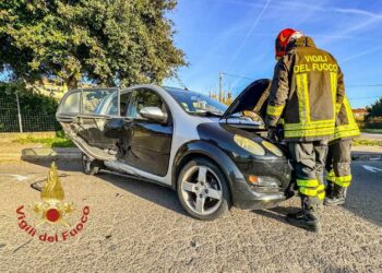 Ghilarza: incidente stradale in via Giovanni Paolo II, lievi ferite per due persone