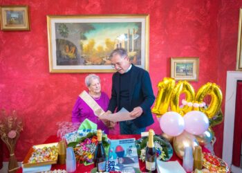 Olbia in festa per i cent’anni di zia Mariangela Dalu