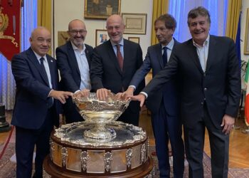 La Coppa Davis di tennis vinta lo scorso anno dall’Italia, è arrivata a Cagliari