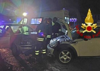 Abbasanta: incidente stradale in via Norbello, tre persone in ospedale