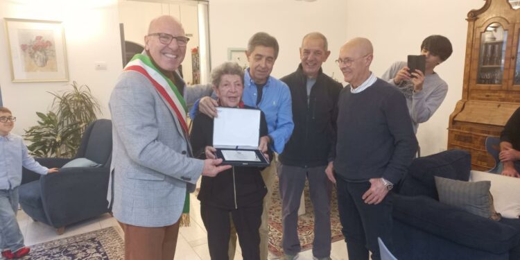 Oristano: zia Giannetta Marongiu festeggia il secolo di vita