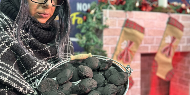 La Befana arriva in Sardegna: eventi gratuiti a Cagliari, Villasimius, Villacidro, Iglesias e Oristano