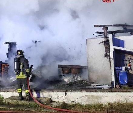 Stamane un grave incendio ha coinvolto la Club house del Golf Club di Settimo San Pietro