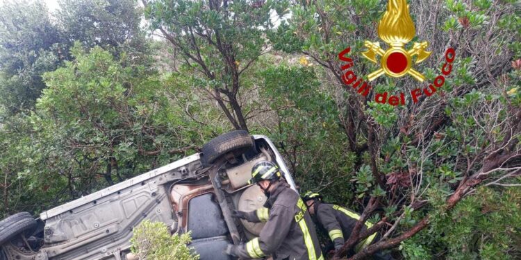 Palau: incidente sulla provinciale 123, una persona in ospedale