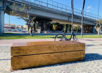 Olbia: sei nuove panchine nel lungomare