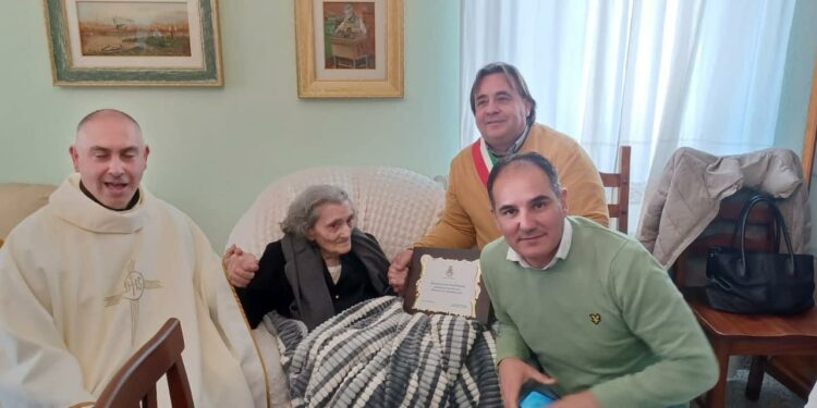 Luogosanto: i cent’anni di zia Maria Pisciottu