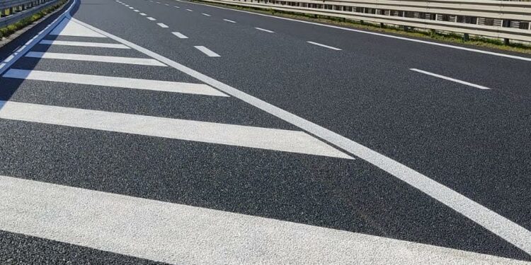 Marrubiu e Santa Giusta: ecco la nuova pavimentazione drenante sulla statale 131 “Carlo Felice”