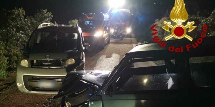 Palau: incidente stradale nei pressi delle Saline, ferita una persona