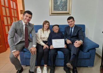 A Gavoi Poste italiane rende omaggio a due neocentenari