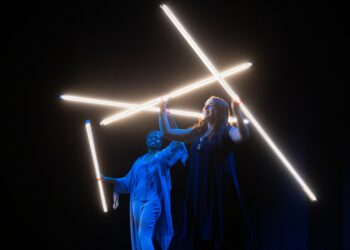 Scienziate nella Fisica e nella Storia: uno spettacolo teatrale e un dibattito raccontano le donne nella Scienza