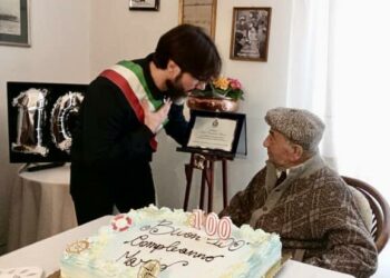 Sorso: zio Mario Franca spegne le cento candeline