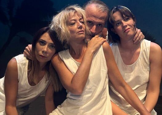 Akròama torna a teatro con “Trilogia d’autore”, tre appuntamenti firmati da Lelio Lecis ed Elisabetta Podda dedicati al teatro contemporaneo