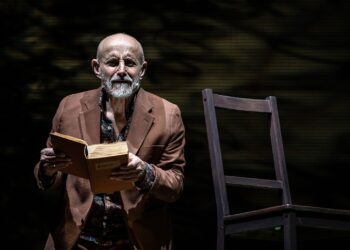 “Storia di un corpo” di Daniel Pennac, per la stagione de La Grande Prosa firmata CeDAC, a Nuoro, Lanusei e Carbonia