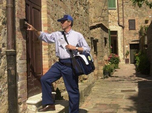 Anche in Gallura è possibile scegliere “Pieghi di Libri”, l’offerta di Poste Italiane per spedire uno o più libri in modo semplice ed economico