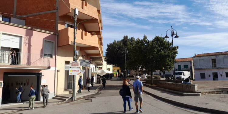 “Chentu Istellas”: a Ottana la sfilata delle donne in abito tradizionale