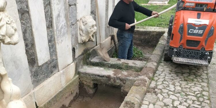 Sassari: al via le pulizie straordinarie della fontana di Rosello