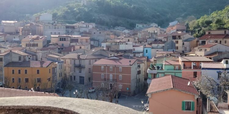 Nughedu San Nicolò: al via i lavori di rifacimento della strada che da Monte Pirastru porta verso il paese