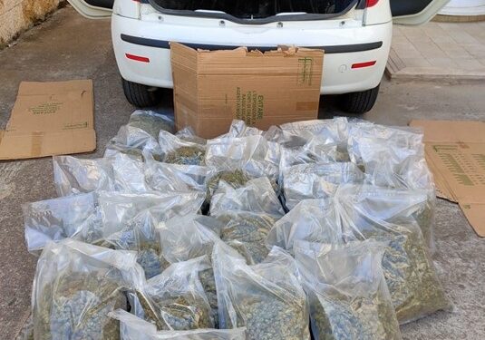 Cagliari: in auto con 31 kg di droga, arrestato un trentottenne sulla S.S. 131