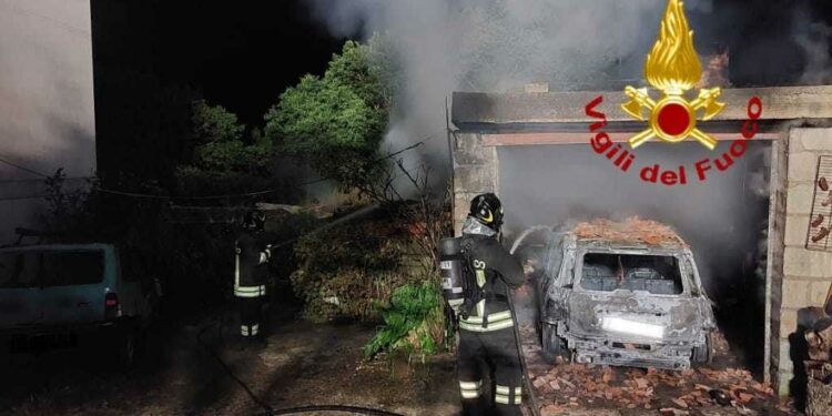Tadasuni: a fuoco due Fiat Panda
