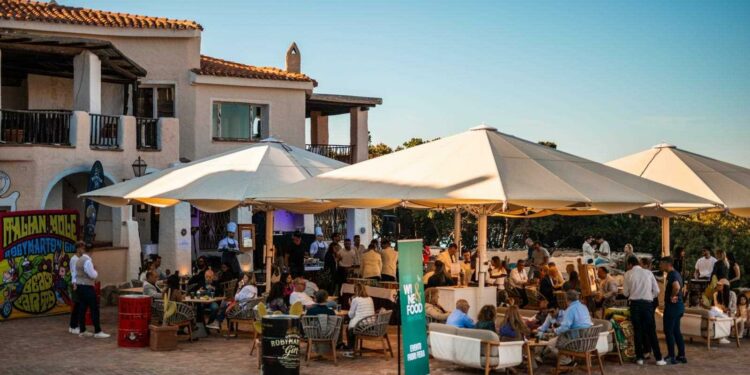 “Fuori Fiera” protagonisti del Porto Cervo Wine & Food Festival. L’edizione 2024 chiude con un grande successo di pubblico