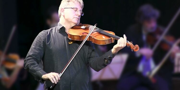 La rassegna “I concerti di primavera”, curata dall’Associazione Musicale Ellipsis, torna lunedì 6 maggio nella sala Sassu del Conservatorio “Luigi Canepa” di Sassari